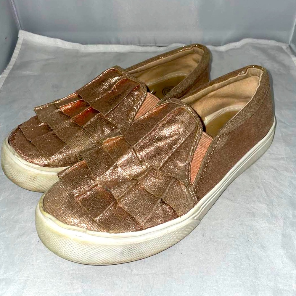 Wonder Nation big girls size 4 rose gold metallic slip on sneakers - Picture 1 of 5